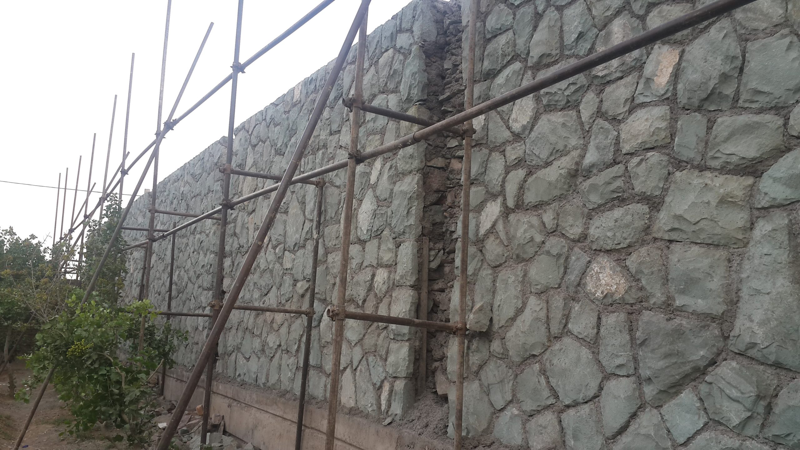 دیوار سازی با سنگ مالون